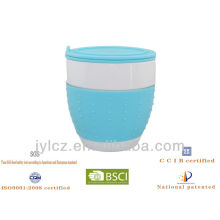 caneca de forma de barriga com faixa de silicone, infusor e tampa, 4 cores de silicone sortidas